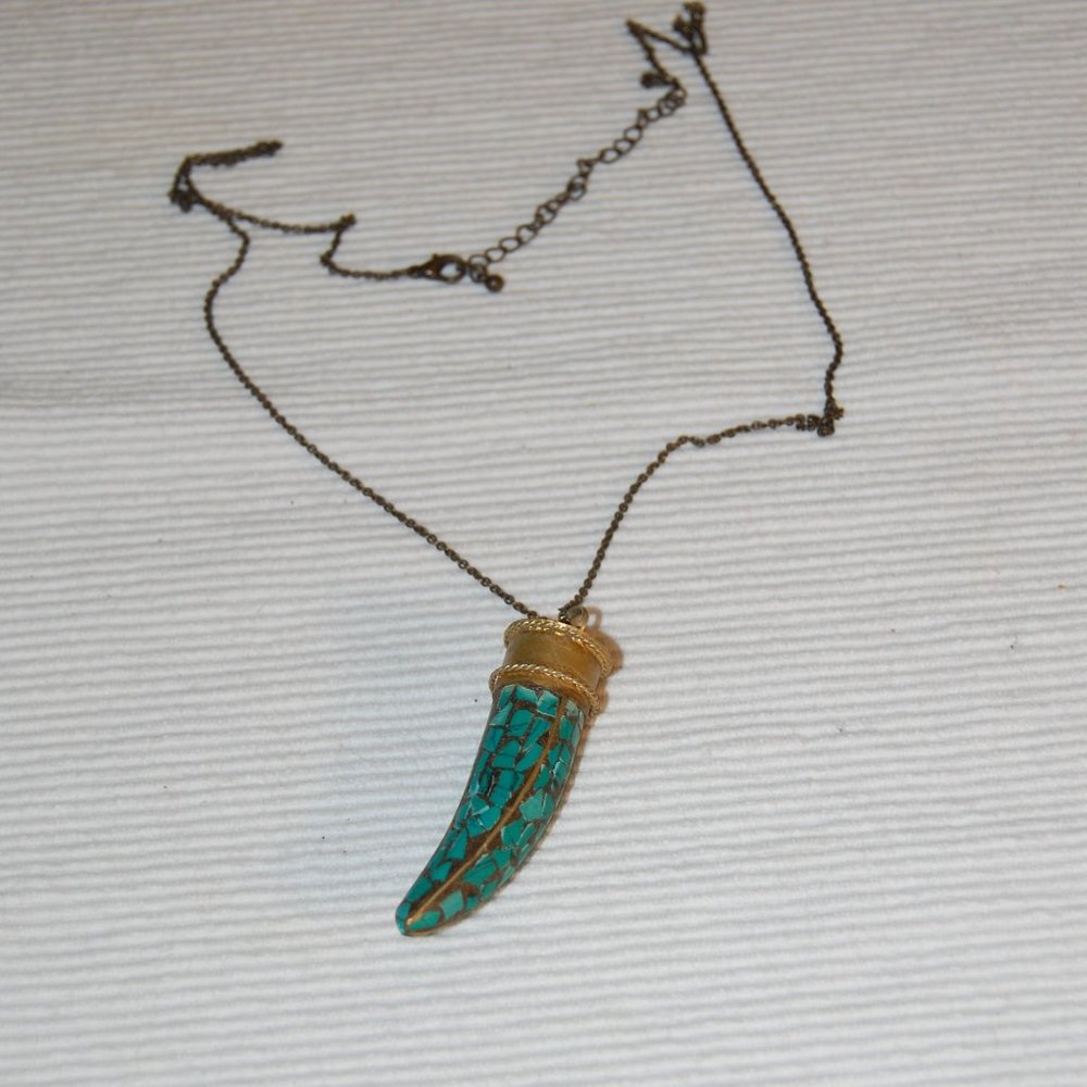 Turquoise Gold Tone Horn Charm on 15"  Long Necklace